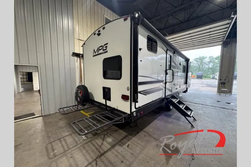 2022 Cruiser RV MPG 2860BH - Photo 3