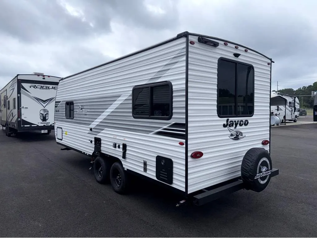 2026 Jayco Jay Flight SLX 210QB - Photo 4