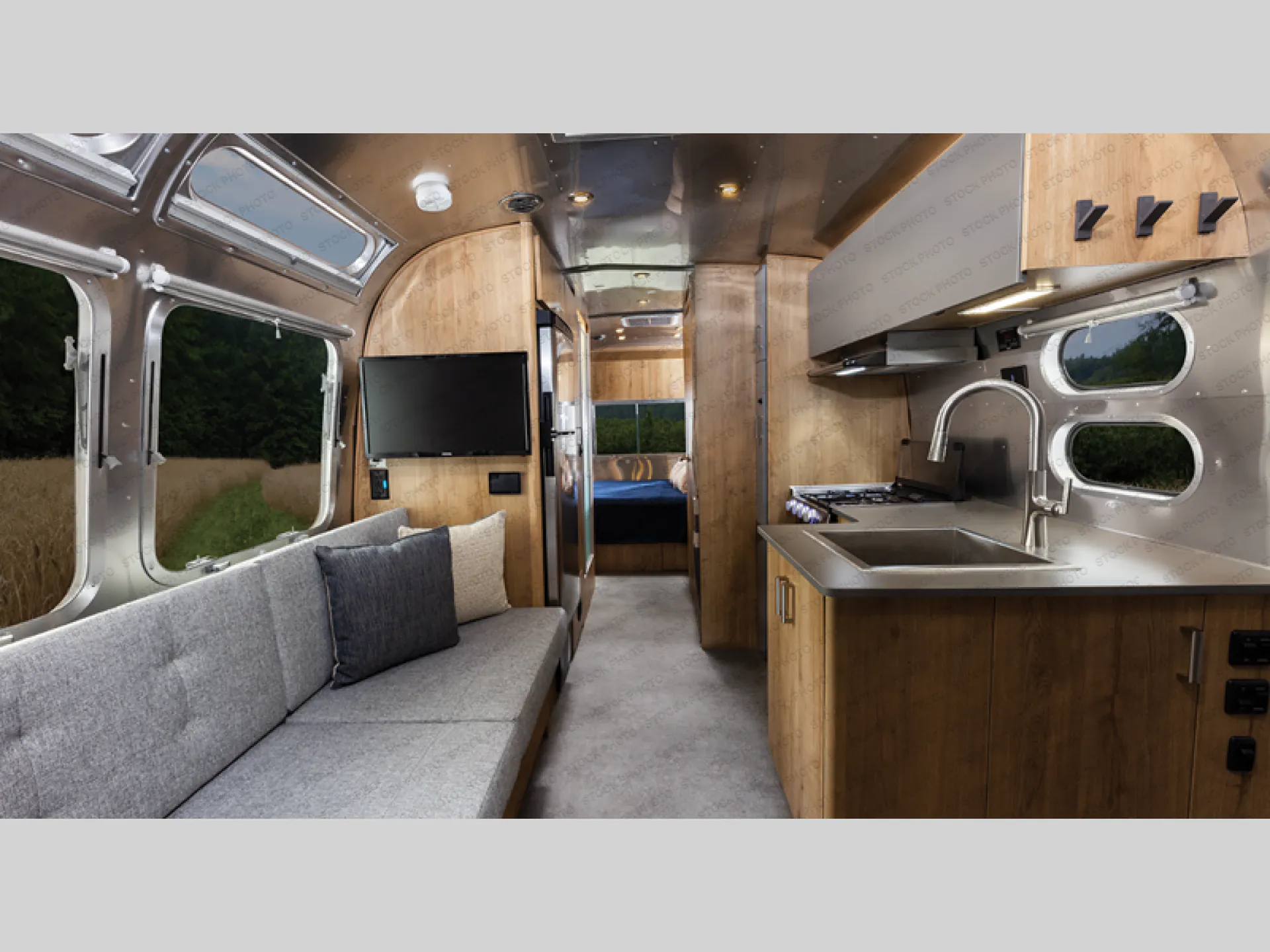 2024 Airstream Trade Wind 25FB - Photo 3
