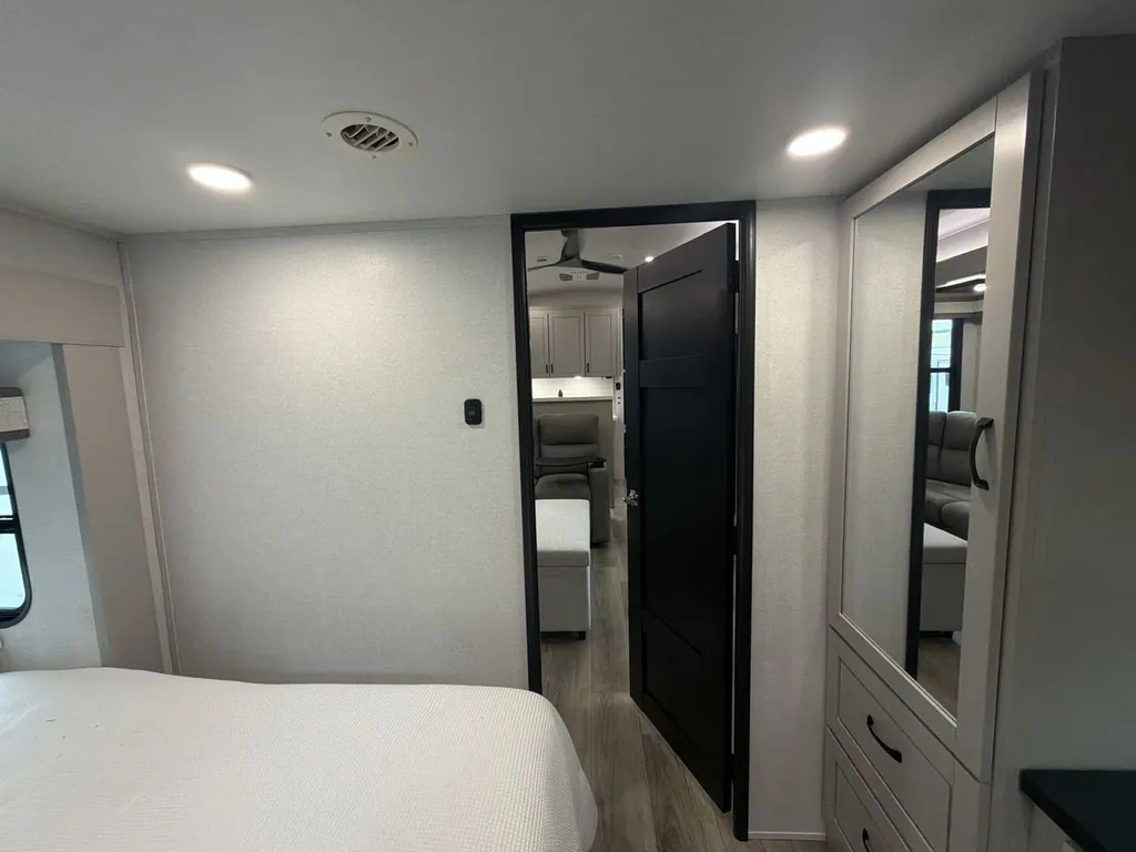 2026 Jayco North Point 395DSDB, Photos photo 25