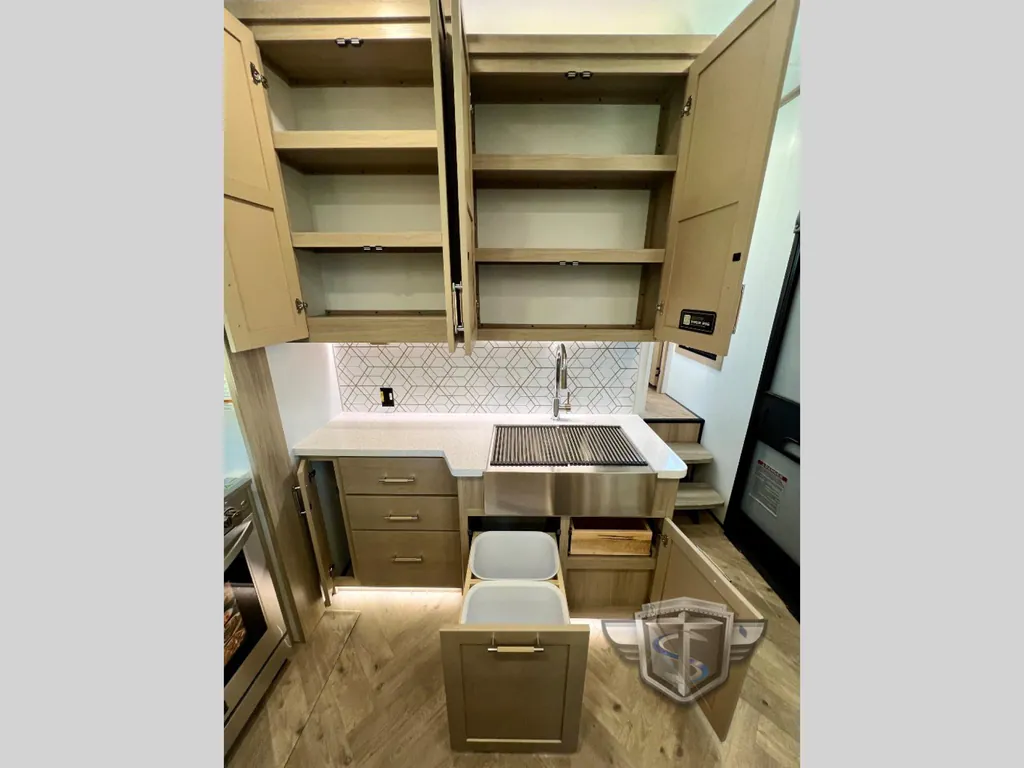 2026 Keystone Raptor 441, Photos photo 32