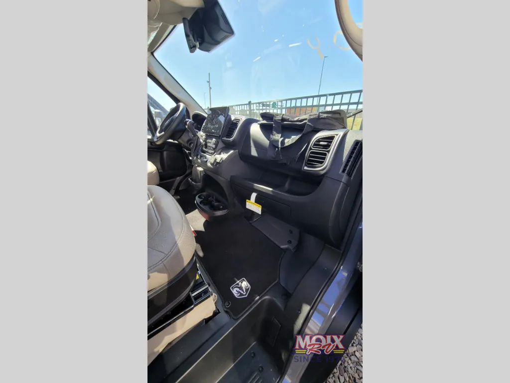 2027 Thor Motor Coach Tellaro 20Y, Photos photo 23