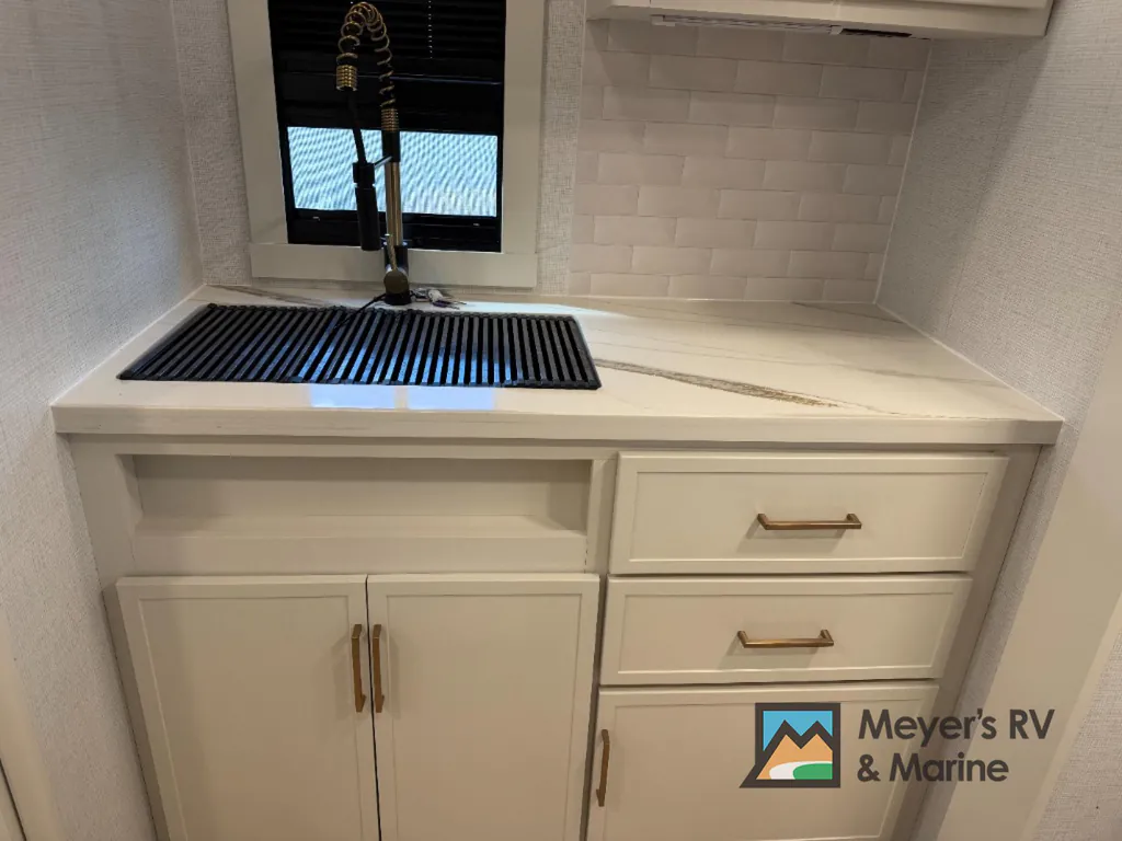2026 Brinkley Model I 235, Photos photo 10
