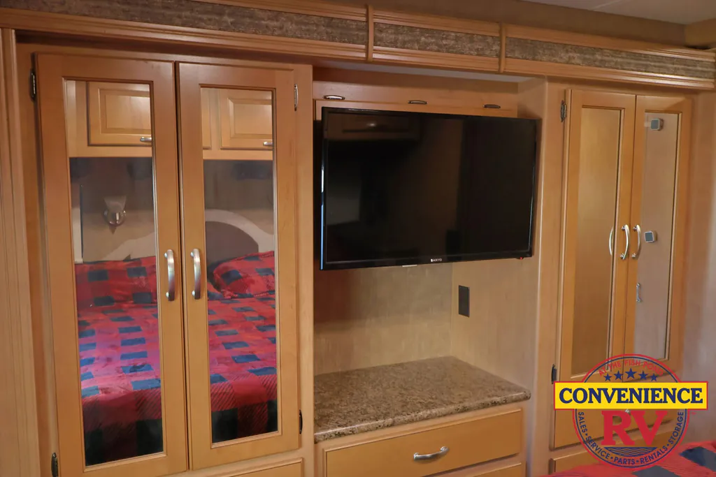 2015 Thor Motor Coach Four Winds 33SW, Photos photo 13