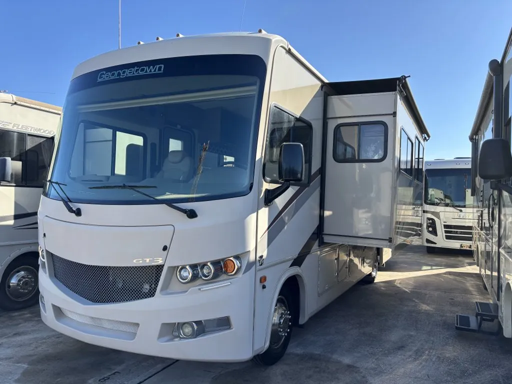 2019 Forest River GEORGETOWN GT3 30X 3 SERIES Class A Motorhome - Photo 4