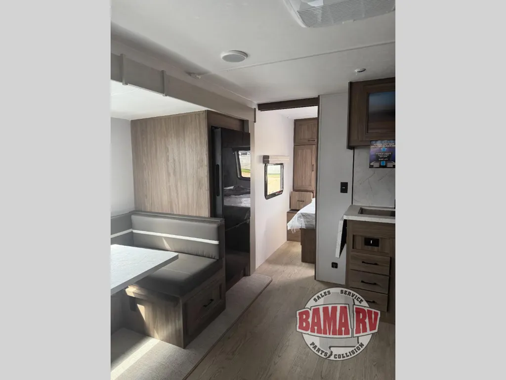 2026 Coachmen Freedom Express Ultra Lite 258BHS, Photos photo 7