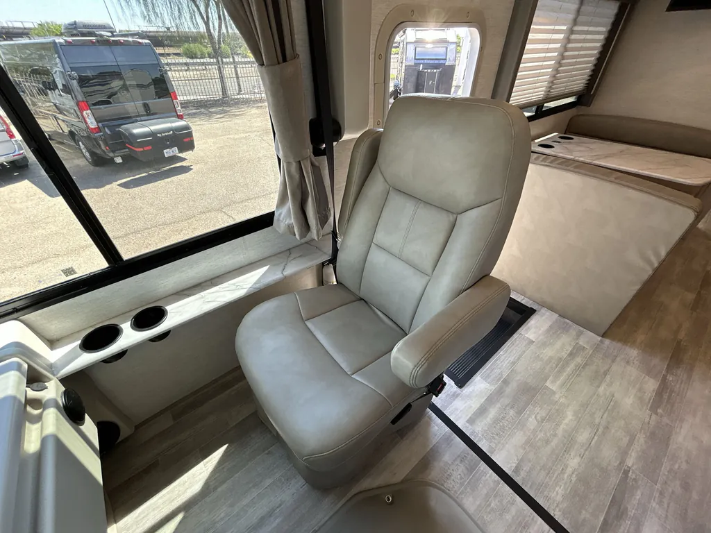 2024 Thor Motor Coach Freedom Traveler A29, Photos photo 29