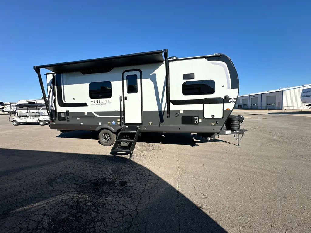 2027 Forest River Rockwood Mini Lite 2523MBR, Photos photo 5