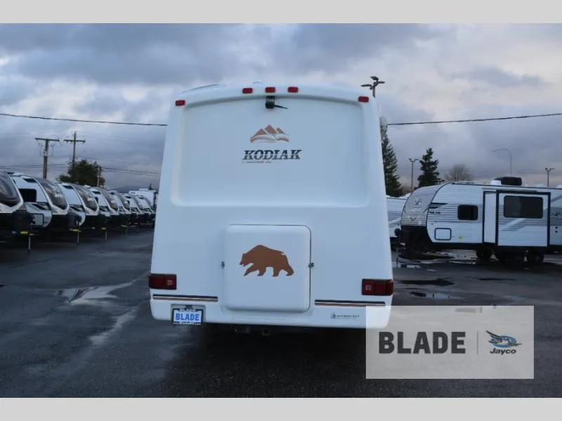 2005 Vanguard Kodiak Used    VXL2400 - Photo 4