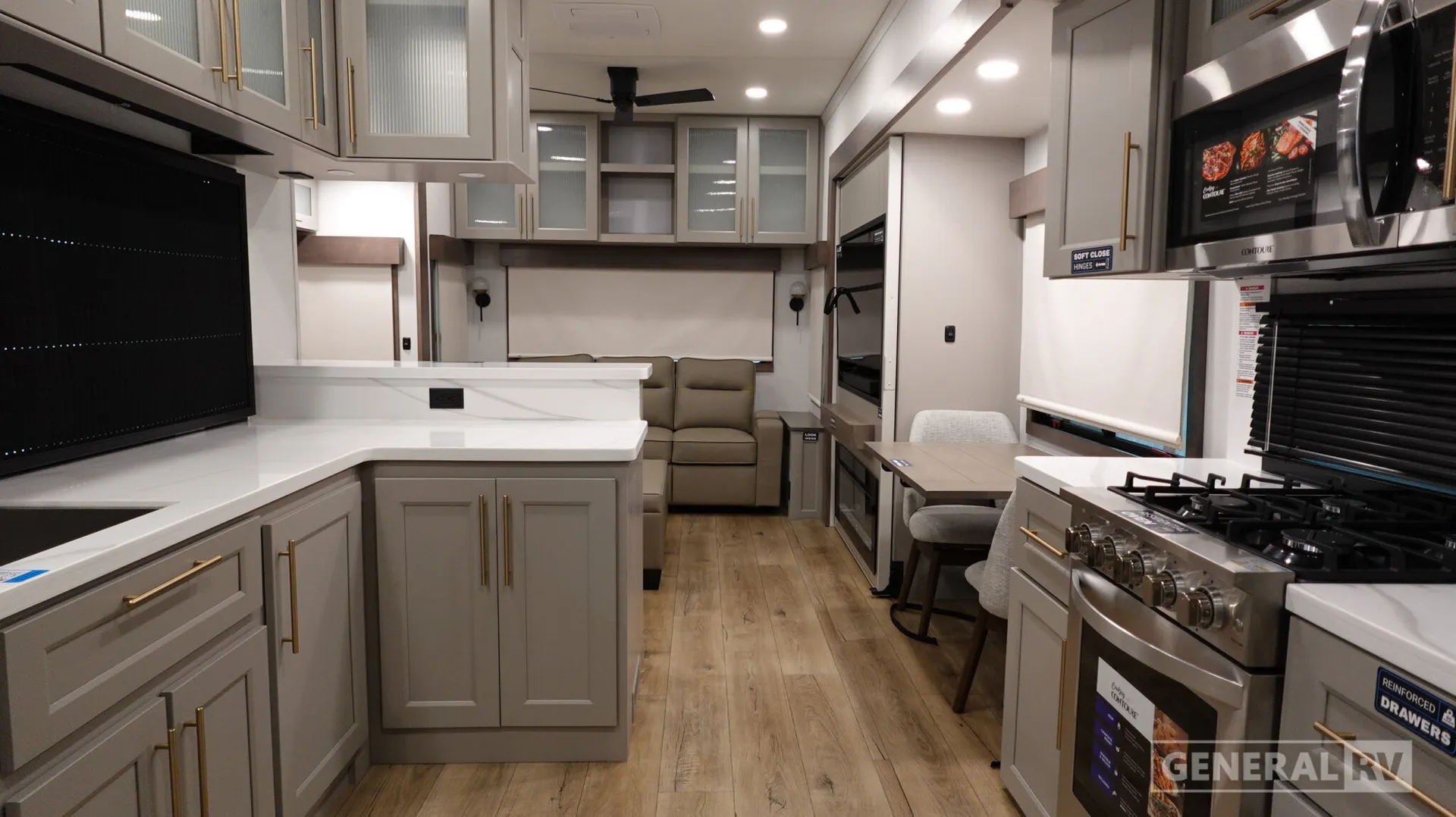 2026 Alliance RV Paradigm 388SP - Photo 3