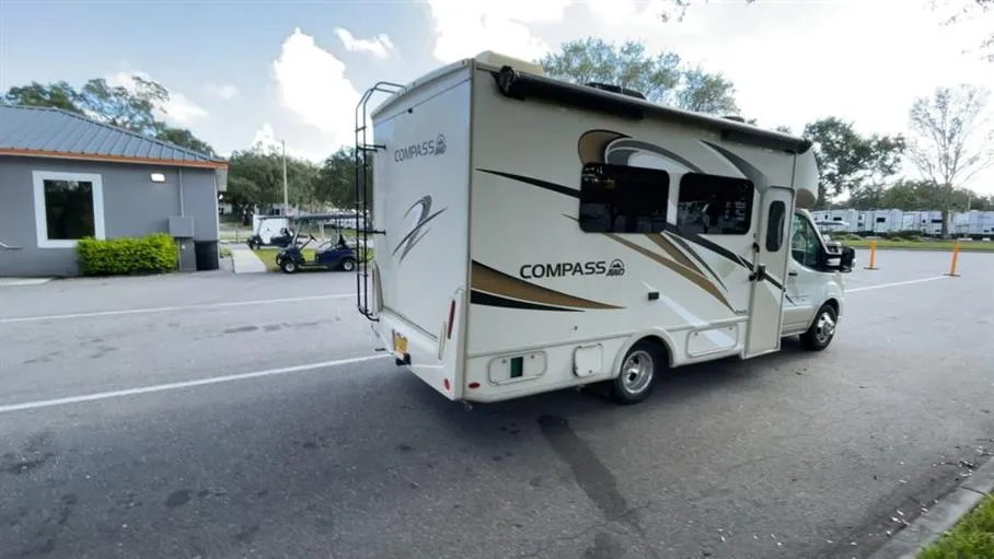 2021 Thor Motor Coach Compass 23TE - Photo 3