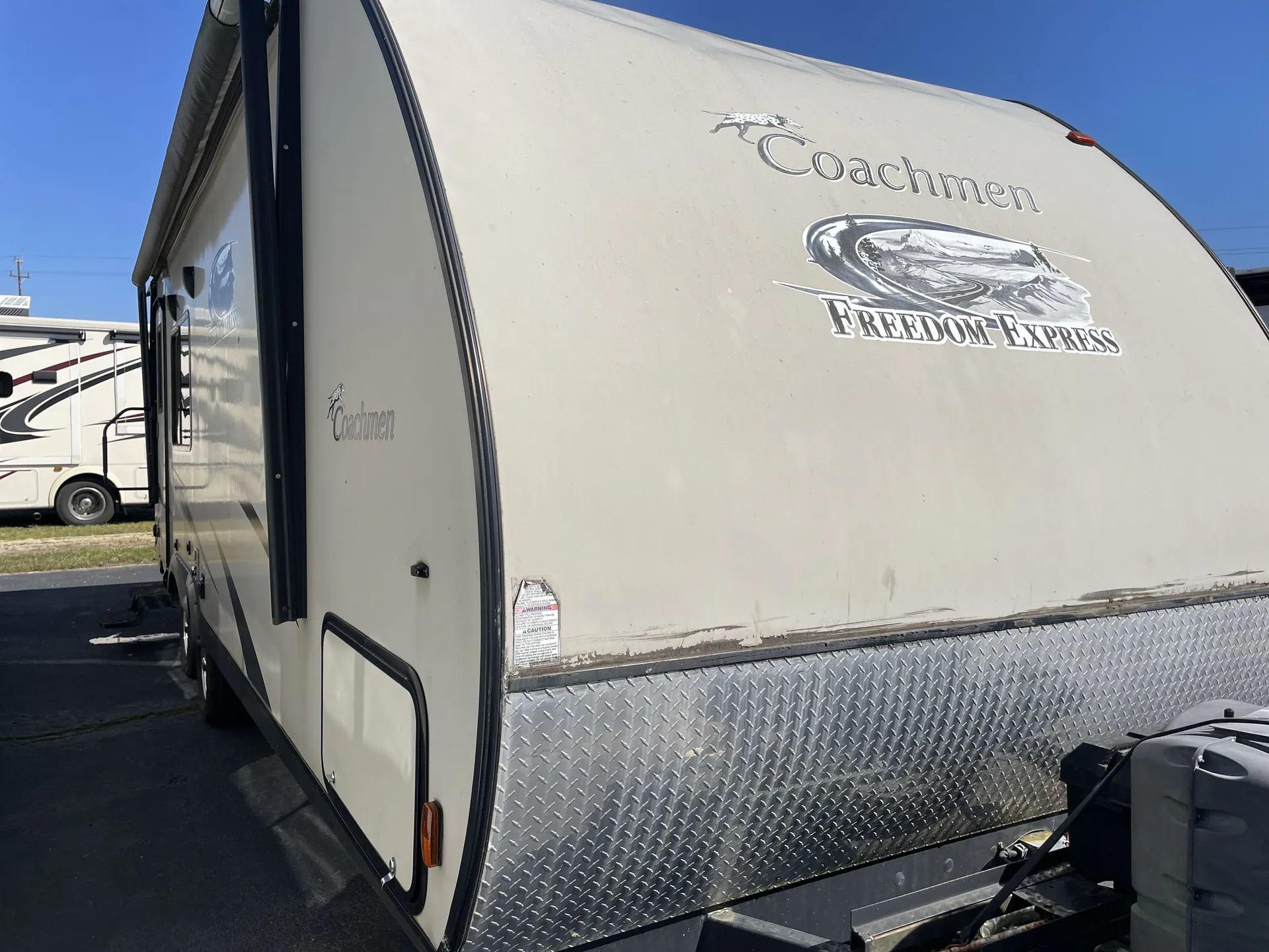 2015 Coachmen Freedom Express 246RKS - Photo 2