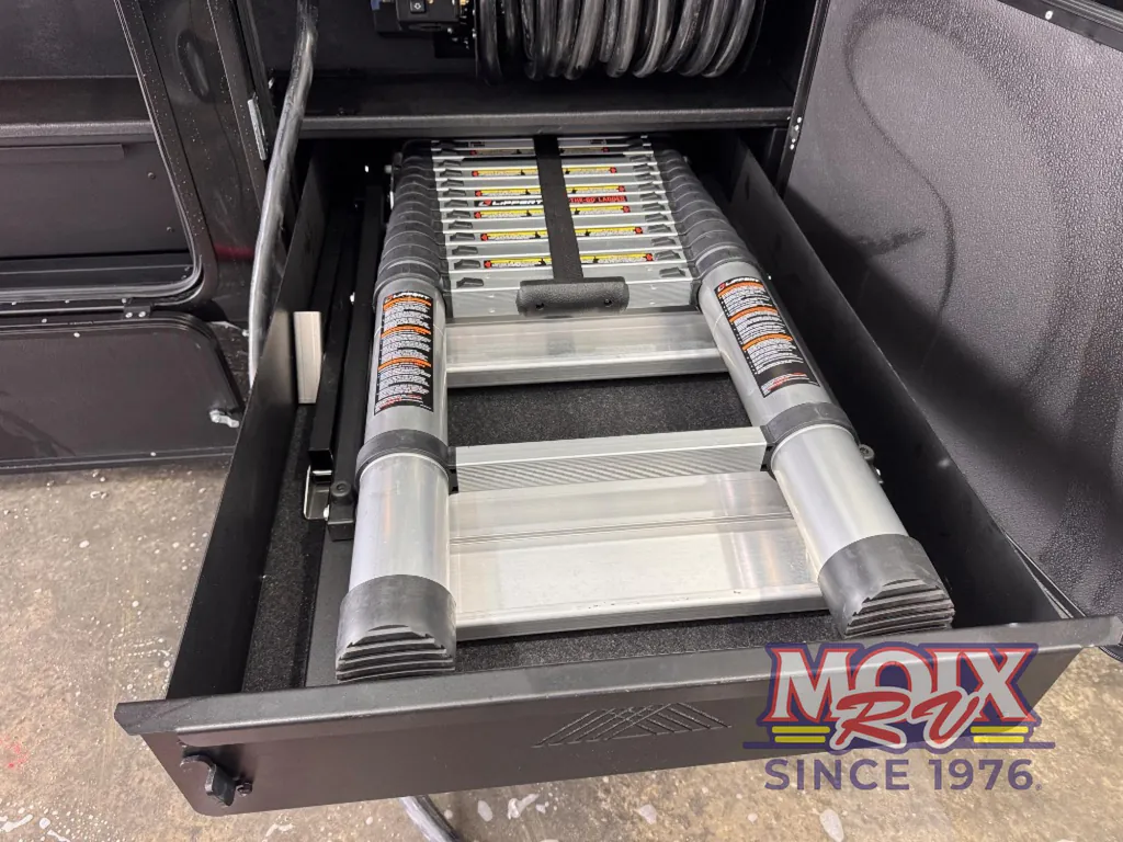 2026 Brinkley Model G 4100, Photos photo 27