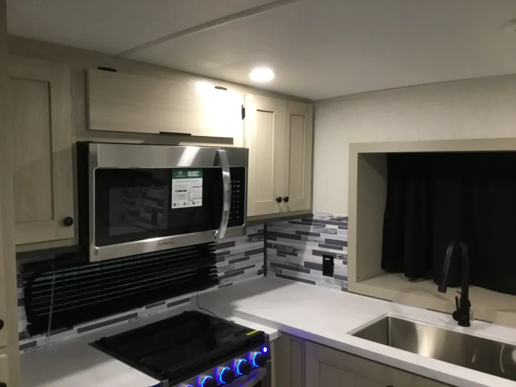 2026 Forest River Cardinal 37GALLEY, Photos photo 16
