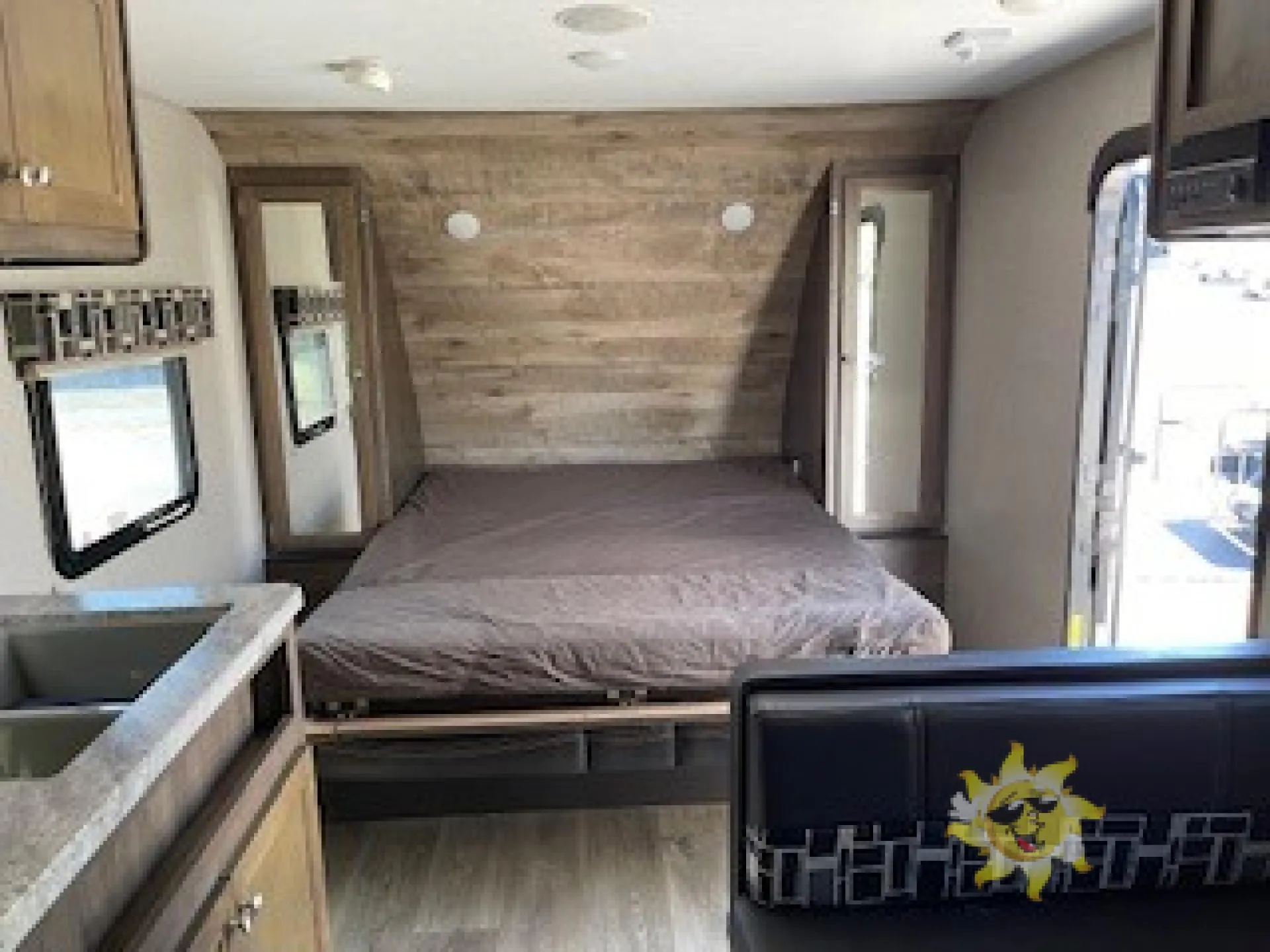 2019 Dutchmen Coleman Light LX 1705RB - Photo 3