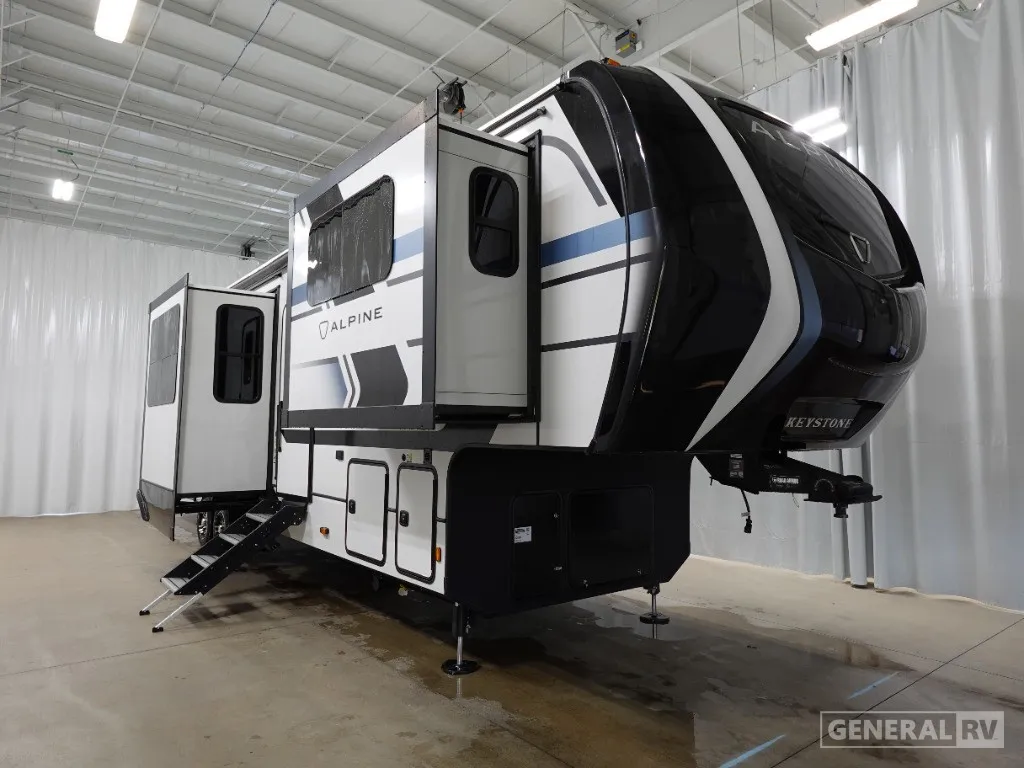 2026 Keystone Alpine 3712KB - Photo 2