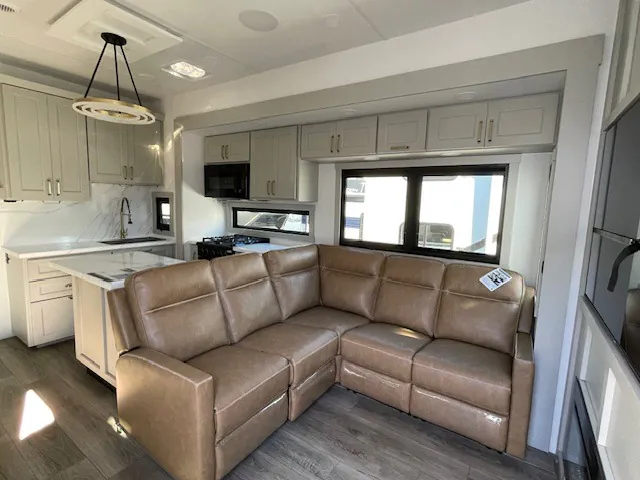 2026 Brinkley Model G 3970, Photos photo 34