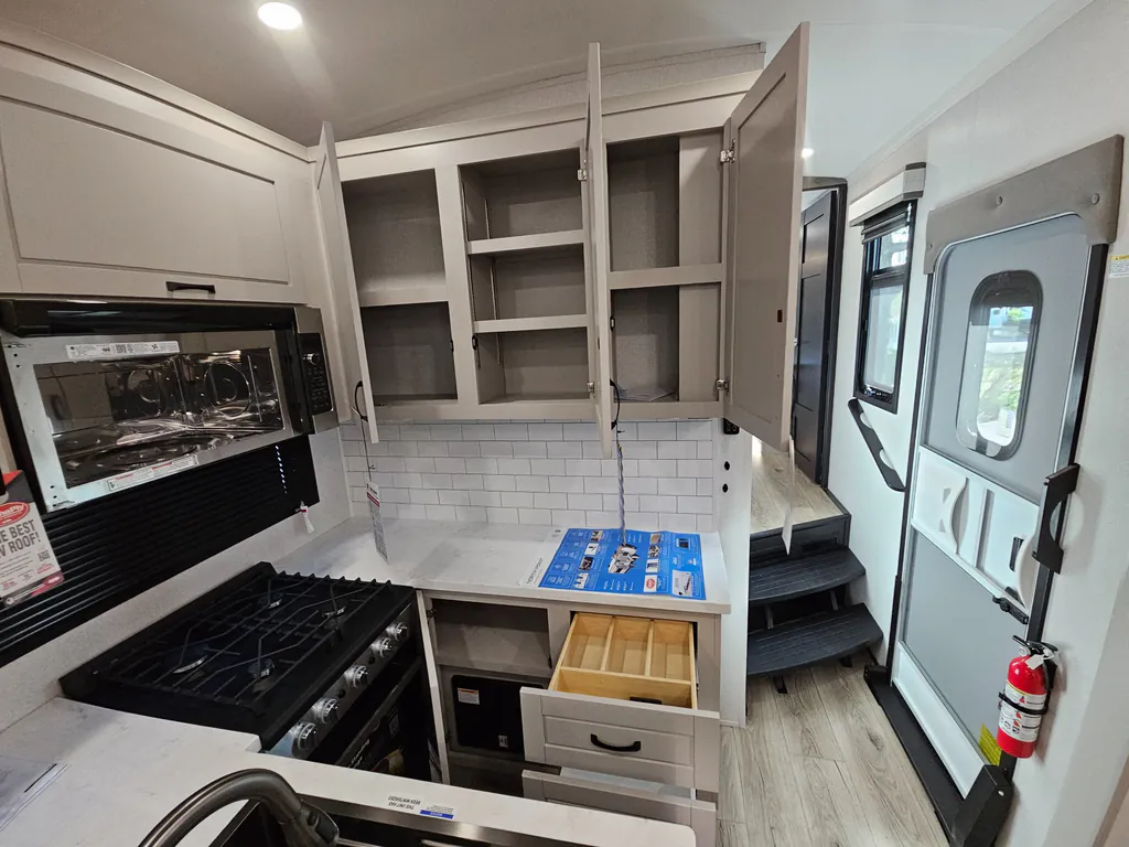 2026 Jayco North Point 395DSDB, Photos photo 16