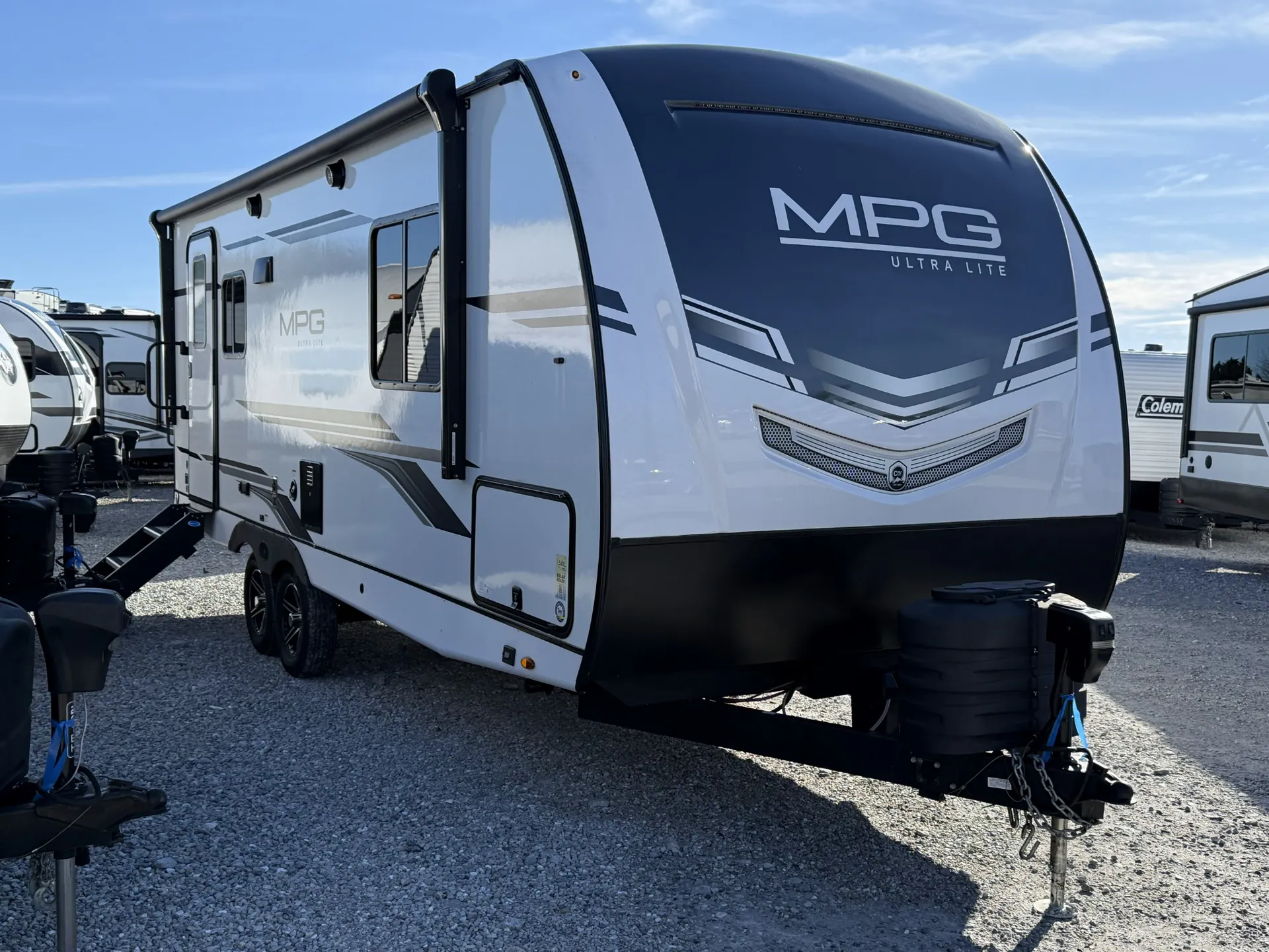 2024 Cruiser RV MPG 2100RB - Photo 2