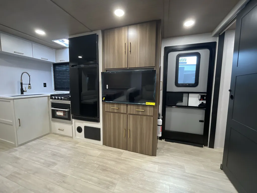 2027 Forest River Vibe 2900KB, Photos photo 10