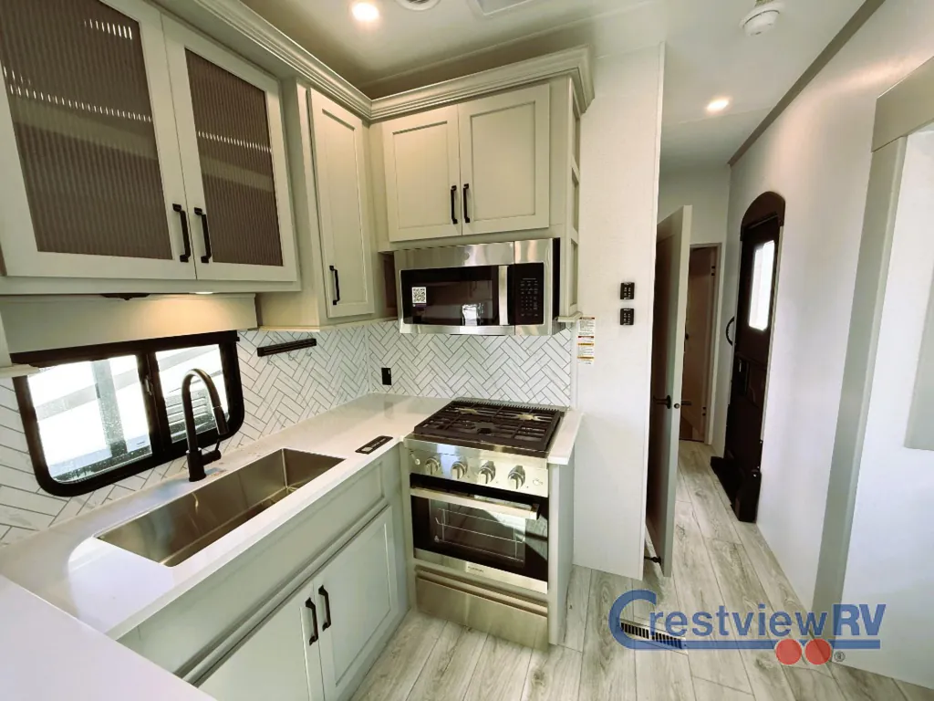 2026 Keystone Montana High Country 377FL, Photos photo 14