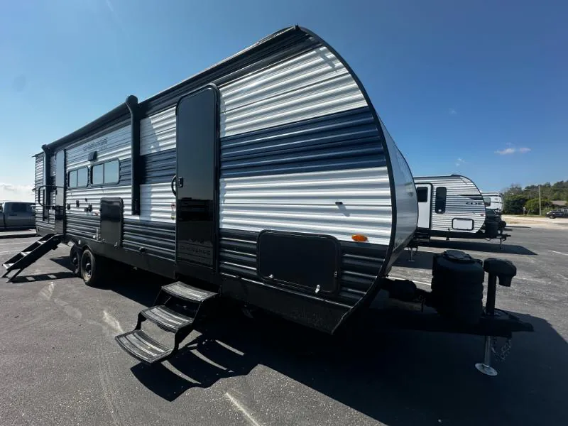 2024 Forest River Cherokee 263GDK dealer photo 1 from Kunes RV
