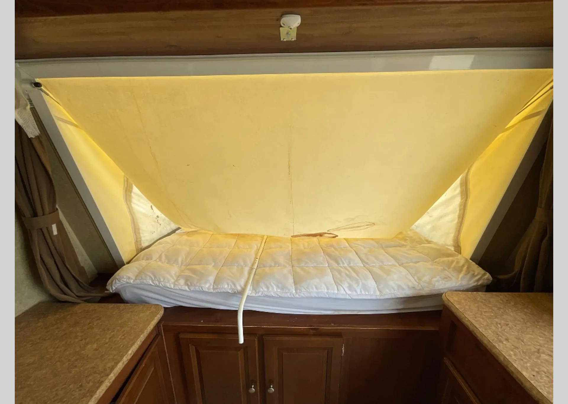 2011 Forest River Rockwood Roo 23RS — Photo 7