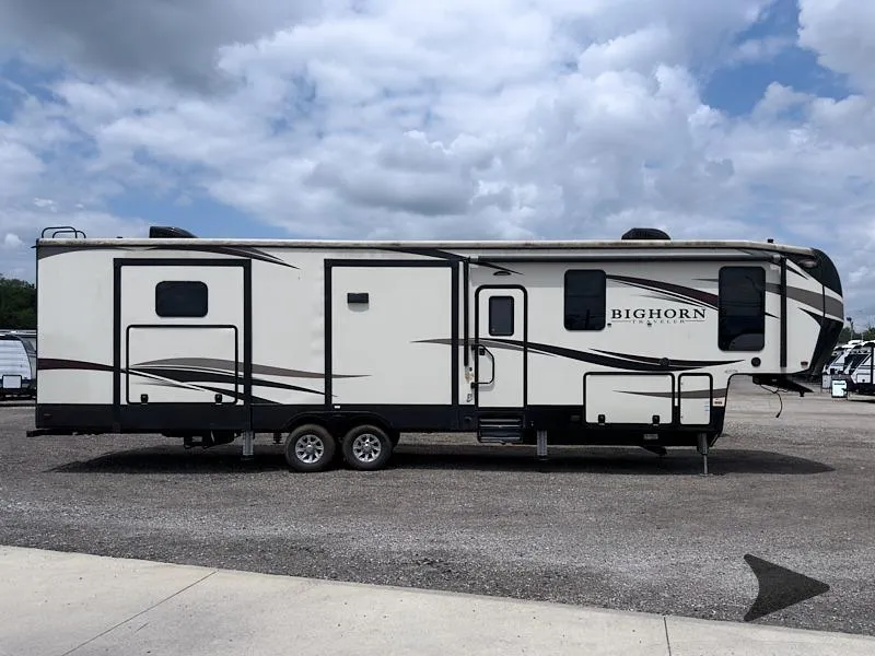 2017 Heartland Bighorn 3575EL - Photo 3