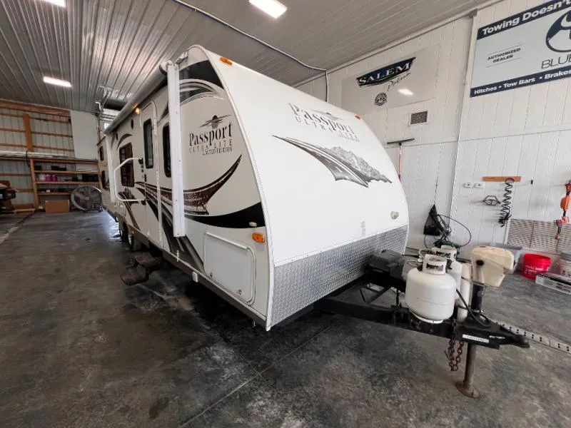 2011 Keystone RV Passport 290BH - Main photo