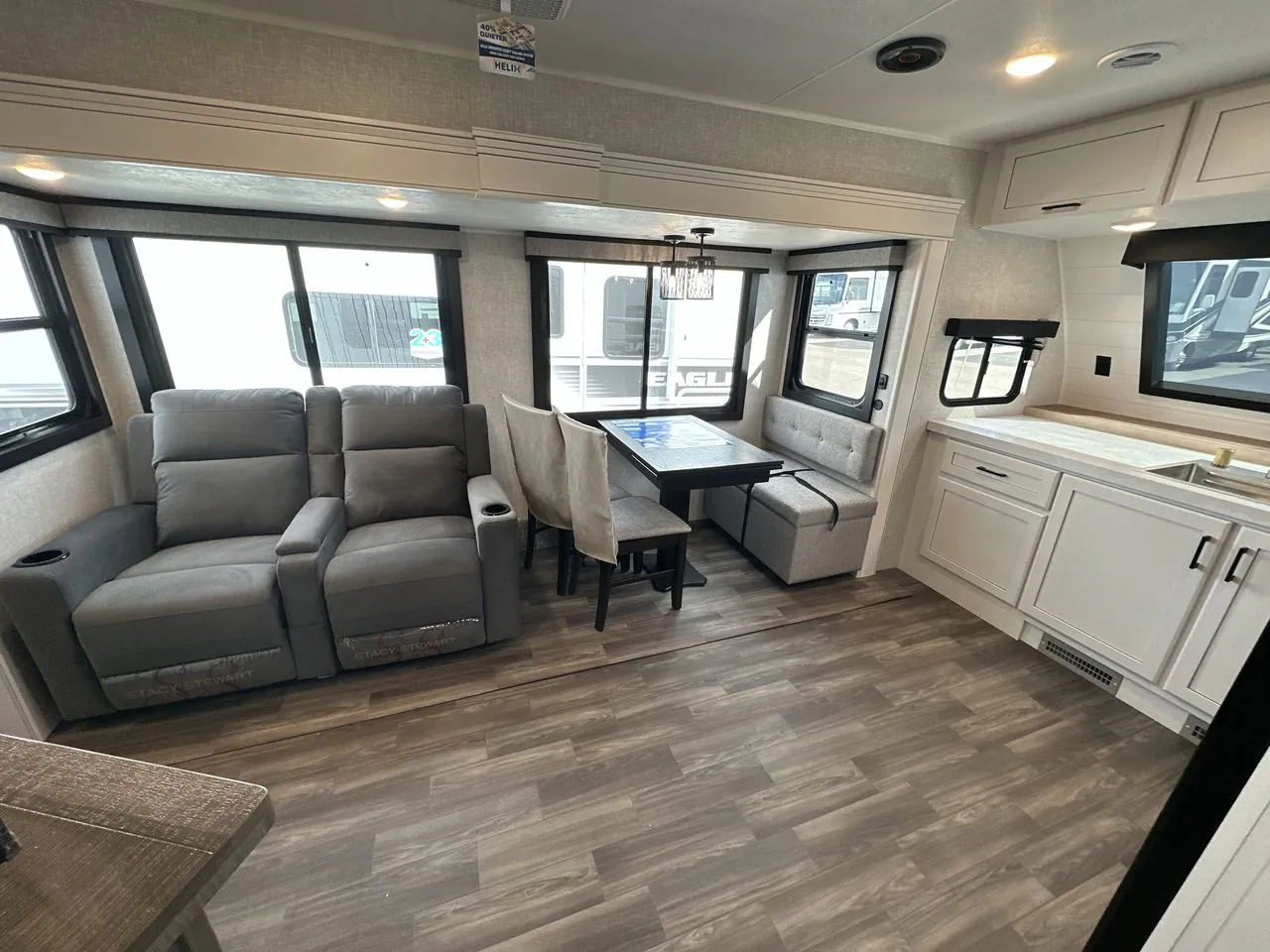 2025 Jayco Eagle HT 274FKDS - Photo 2