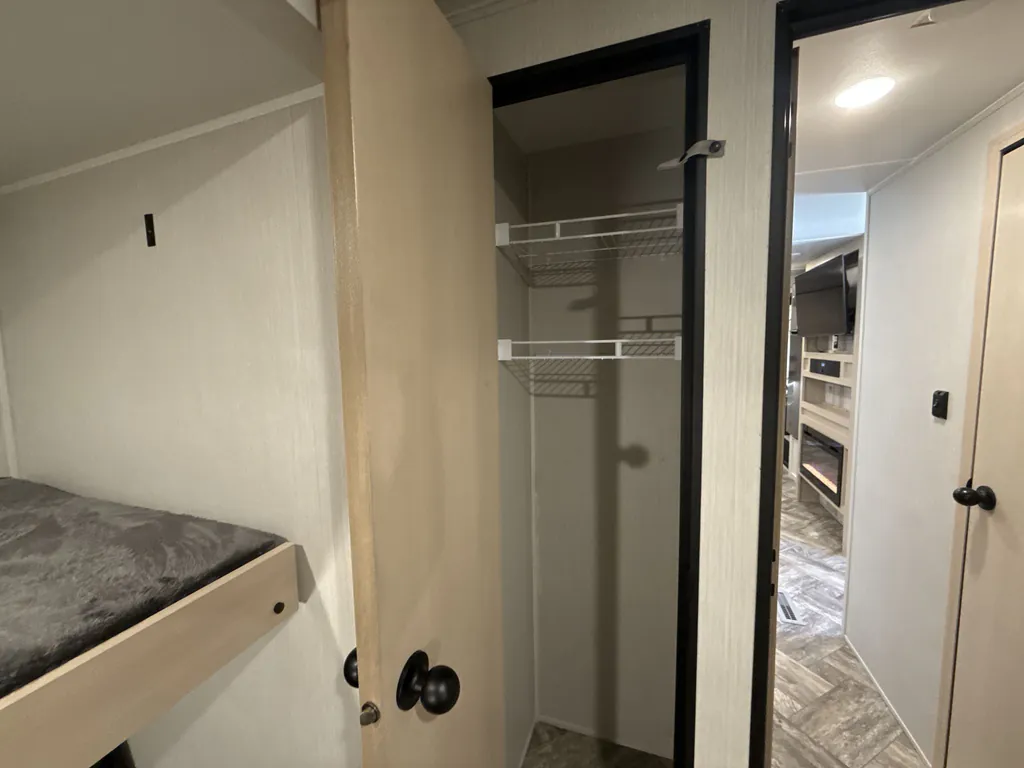 2023 Forest River Puma 31QBBH, Photos photo 37