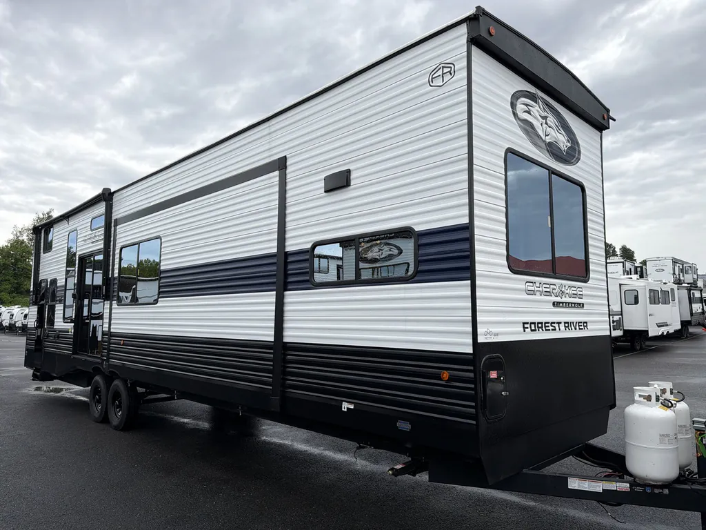 2026 Forest River Cherokee Timberwolf 39DK, Photos photo 2