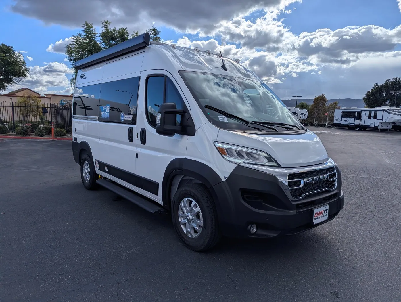 2026 Thor Motor Coach Rize 18G - Photo 2