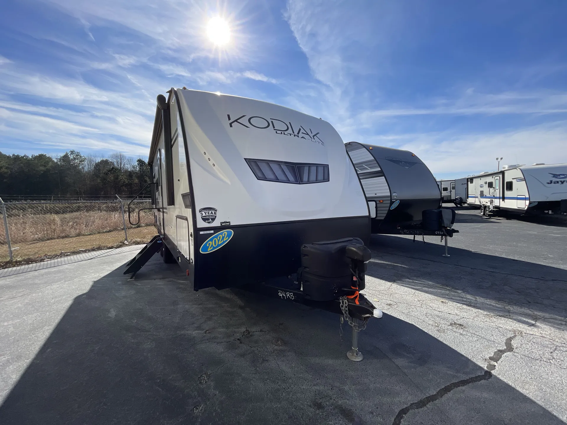 2022 Dutchmen Kodiak Ultra-Lite 242RBSL - Photo 2
