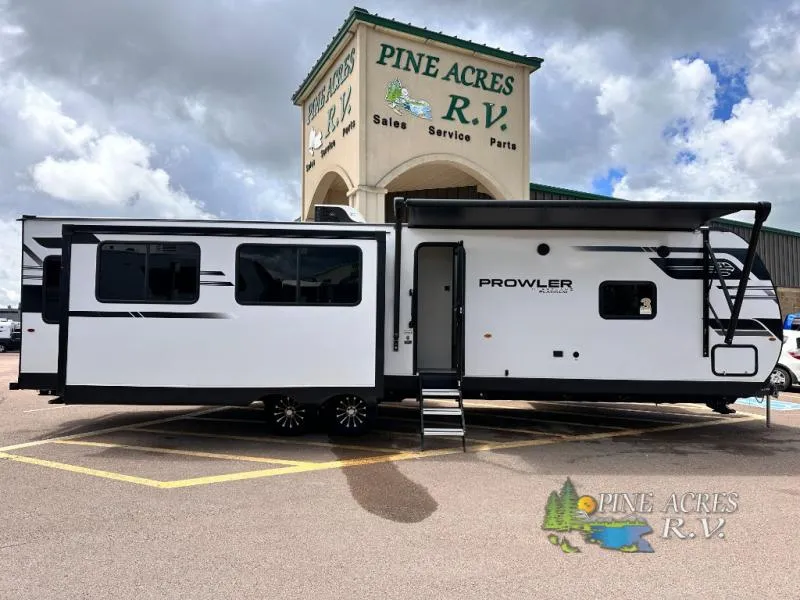 2026 Heartland Prowler 3301RLT - Photo 3