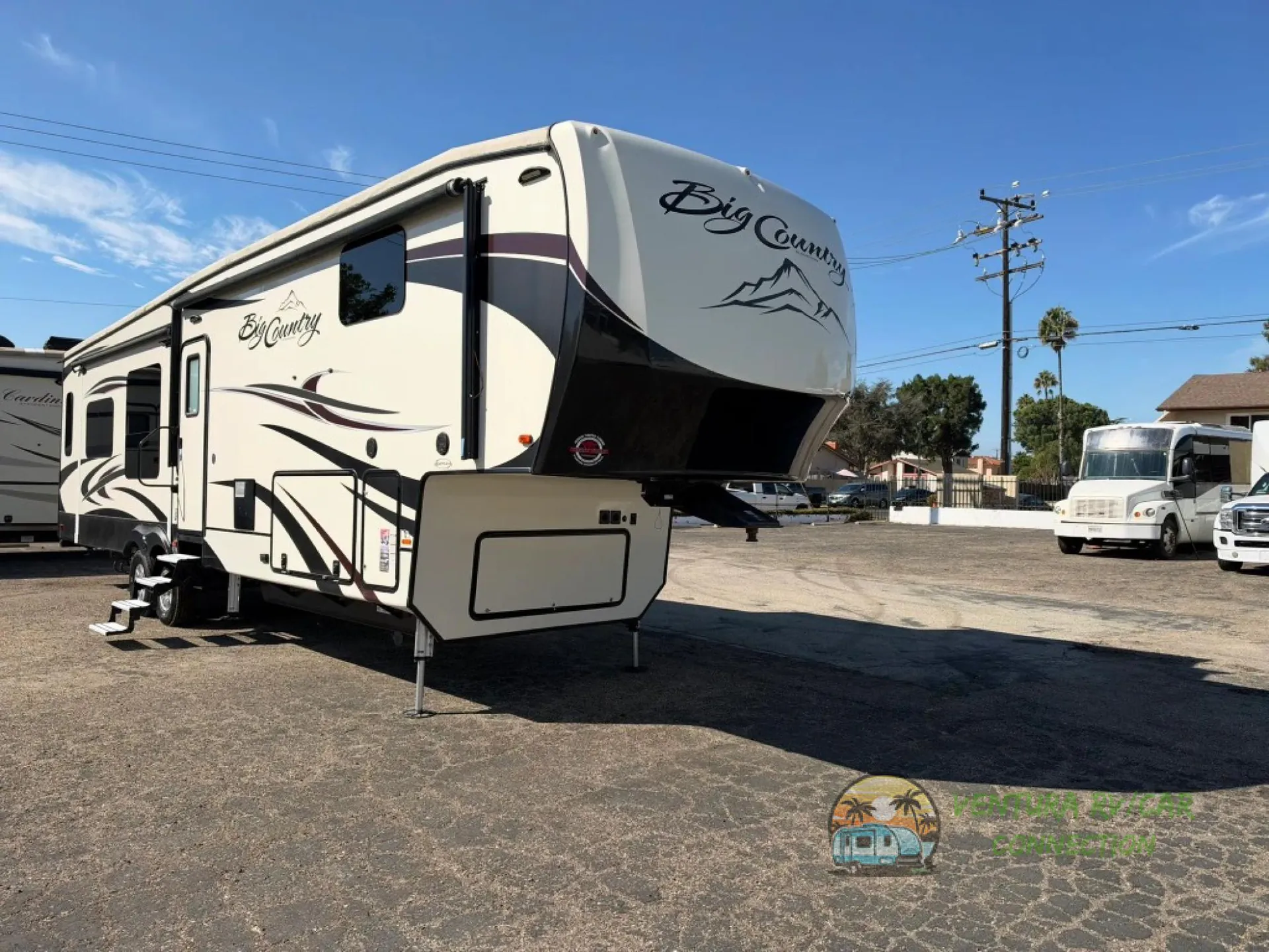 2018 Heartland Big Country 3560SS - Photo 2