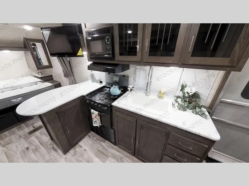 2018 Forest River RV Wildwood Heritage Glen Hyper-Lyte 23RBHL - Photo 3