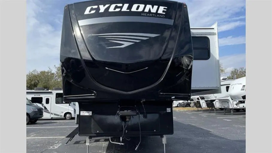 2026 Heartland Cyclone 3914 - Photo 2