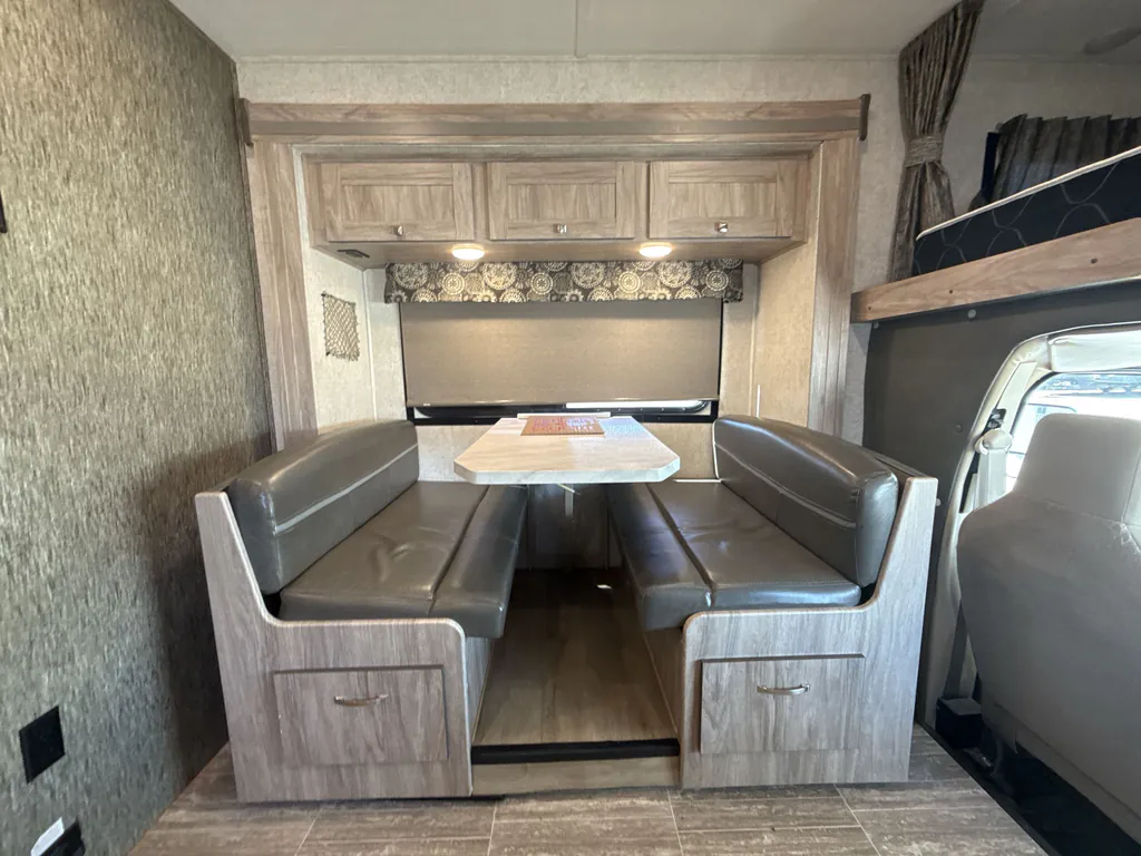 2019 Forest River Sunseeker 3050S, Photos photo 13