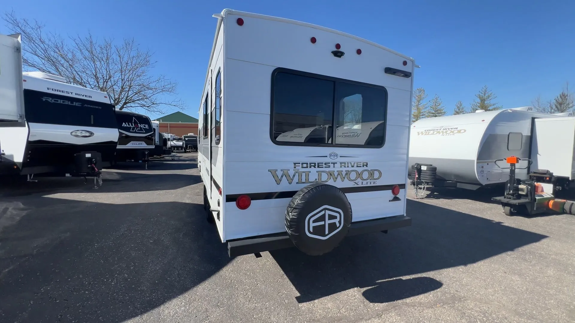 2026 Forest River Wildwood X-Lite 24RLXL - Photo 3