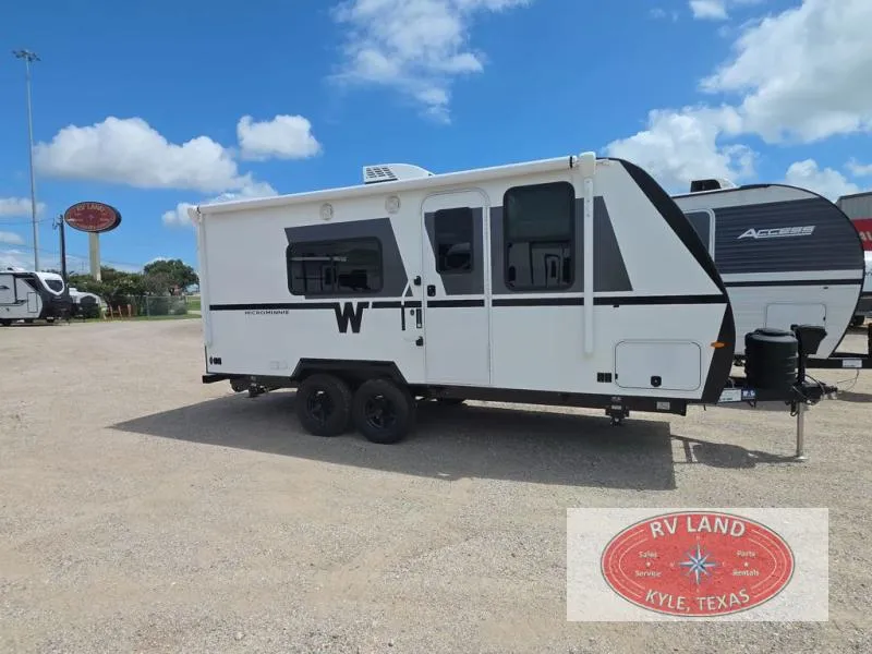 2026 Winnebago Micro Minnie 2000FRB - Photo 2
