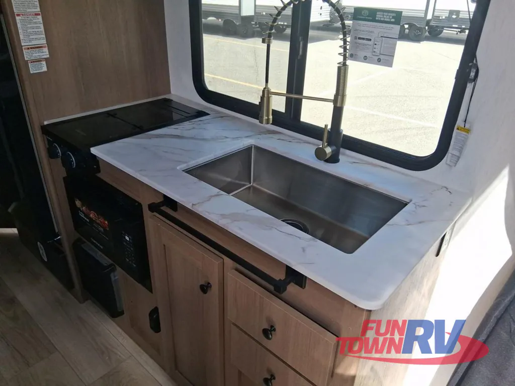 2027 Coachmen Apex Nano 186BH, Photos photo 11