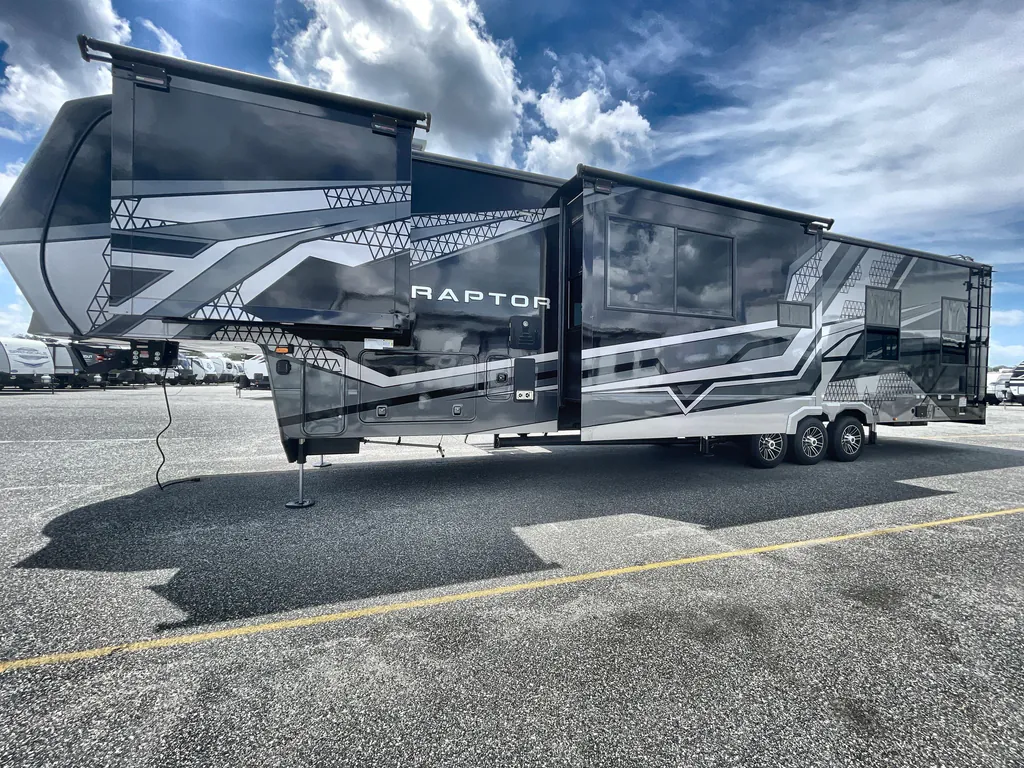 2026 Keystone Raptor 433, Photos photo 6