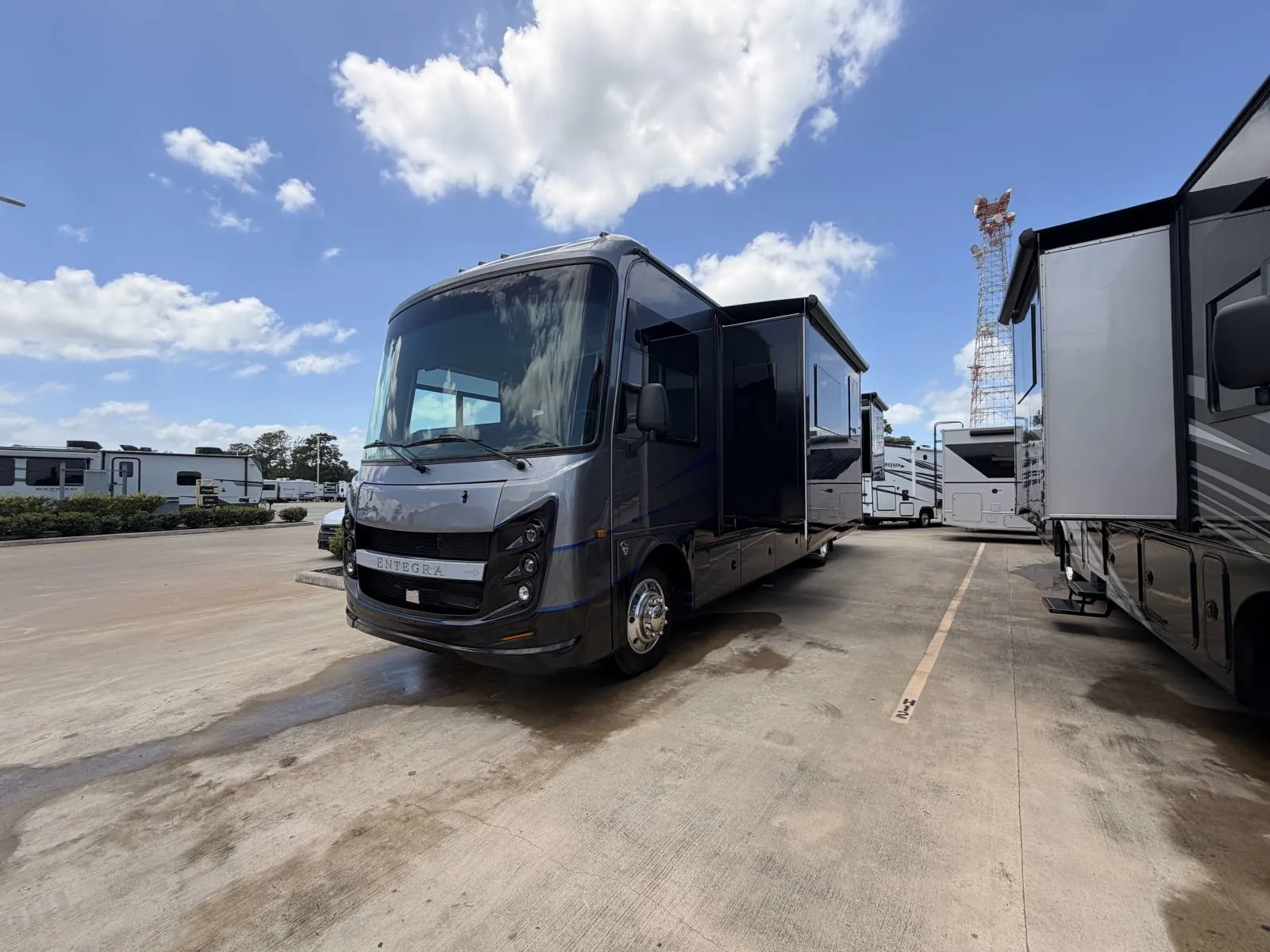 2027 Entegra Coach Emblem 36H - Photo 2