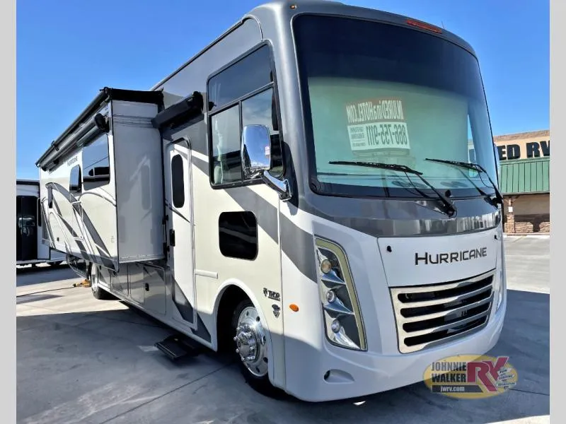 2023 Thor Motor Coach Hurricane 34R - Photo 2