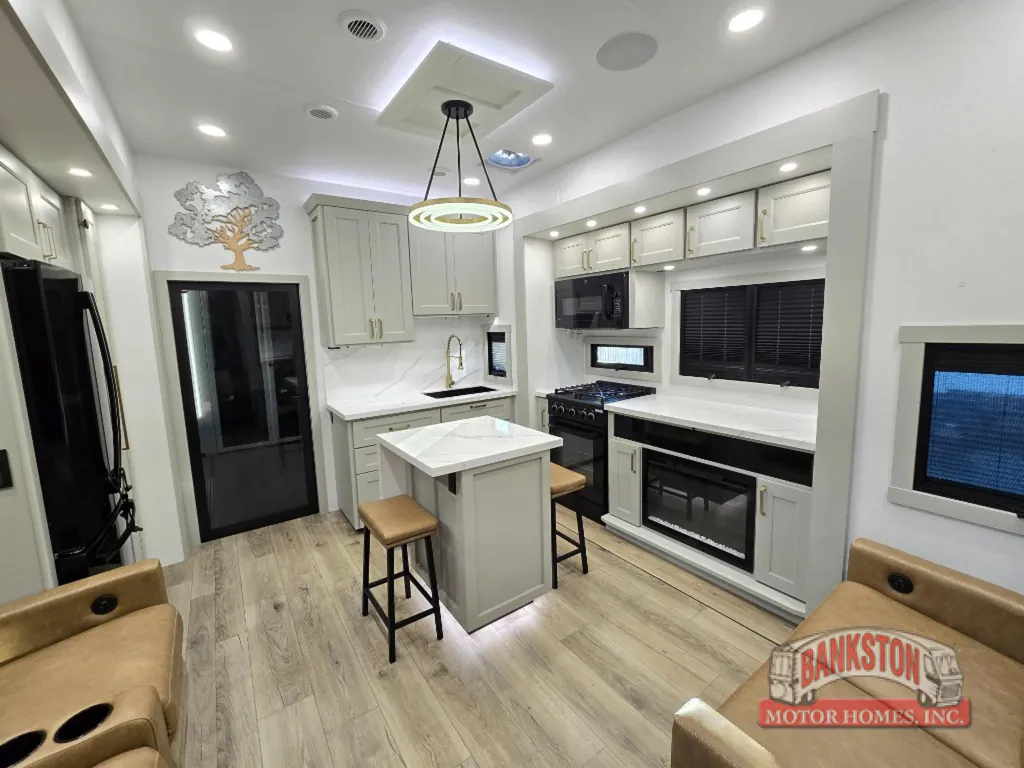 2026 Brinkley Model G 3520, Photos photo 37