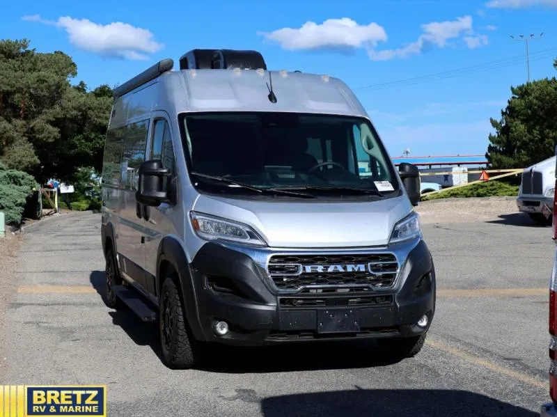 2027 Thor Motor Coach Rize 18M - Photo 2