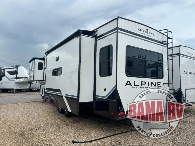 2026 Keystone Alpine Avalanche Edition 321RL - Photo 4