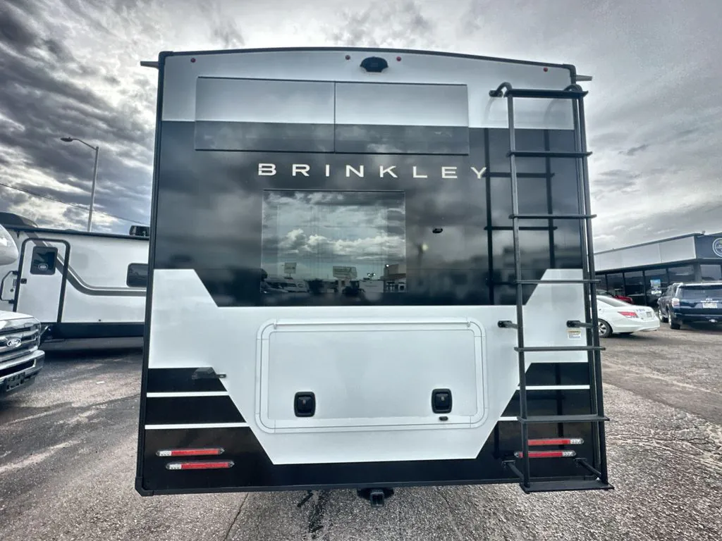 2027 Brinkley Model I 290, Photos photo 3