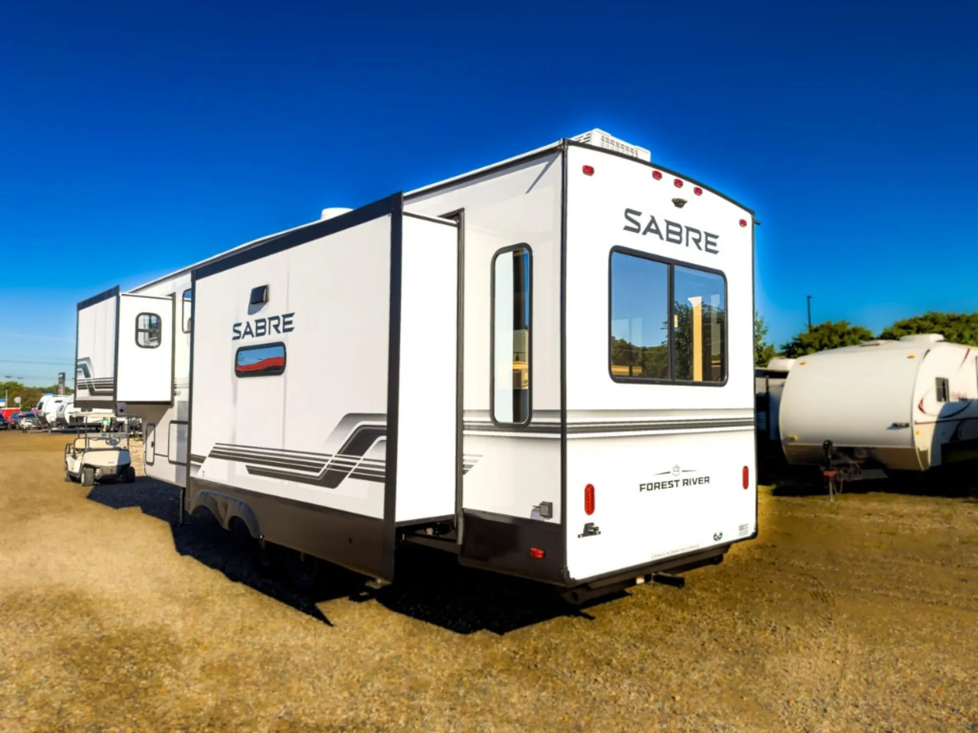 2027 Forest River Sabre 32RL — Photo 8